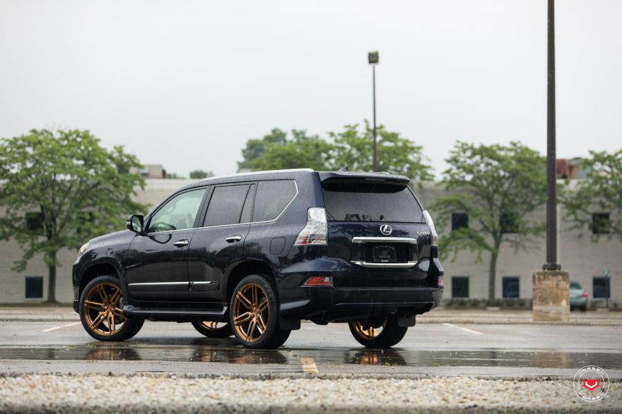  Lexus GX460 on Vossen Wheels (HC-1.6) 2017 года  (фото 12 из 34)